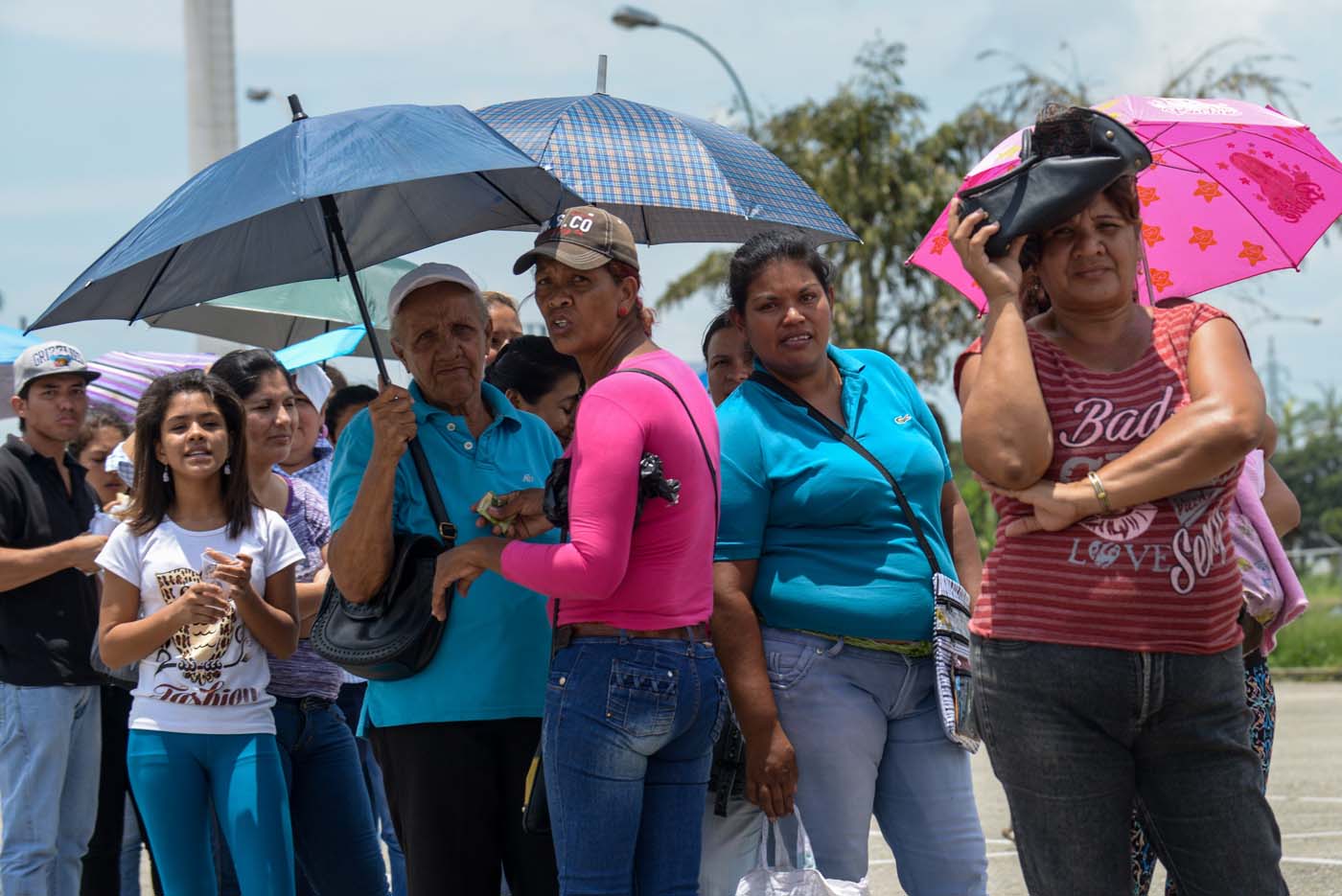 “Cerraron la frontera pero hay más colas”