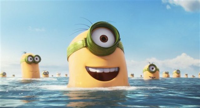 Esta imagen distribuida por Universal Pictures muestra una escena de la cinta de animación "Minions". Luego de un verano boreal decepcionante en 2014, Hollywood ha regresado con una de las mejores temporadas de su historia. Pero la sorpresa es que no fueron los salvadores esta vez no fueron superhéroes. (Universal Pictures via AP)