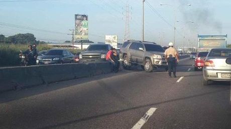 Reportan cola en la ARC por accidente