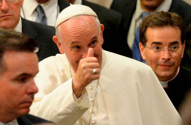 Papa Francisco insistió en la idea de familia tradicional: un hombre y una mujer