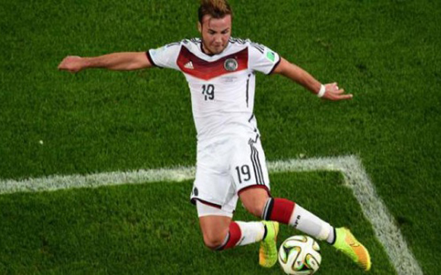 Mario Goetze podría estar fuera de las canchas hasta 2016 por lesión