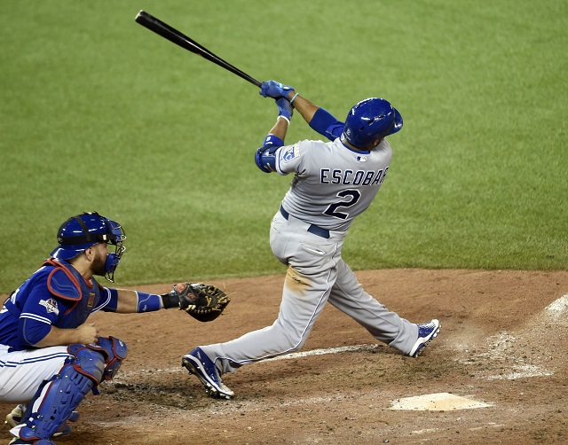 Alcides Escobar desató ofensiva de los Reales y quedan a un juego de la Serie Mundial