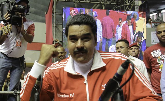 Maduro-conga-codo-980