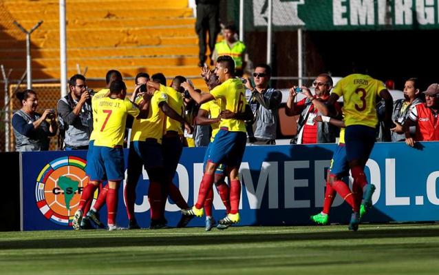 Ecuador-celebrando