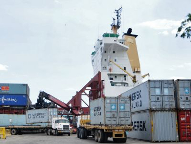 Llegaron más de 800 toneladas de equipos petroleros al Puerto de Guanta