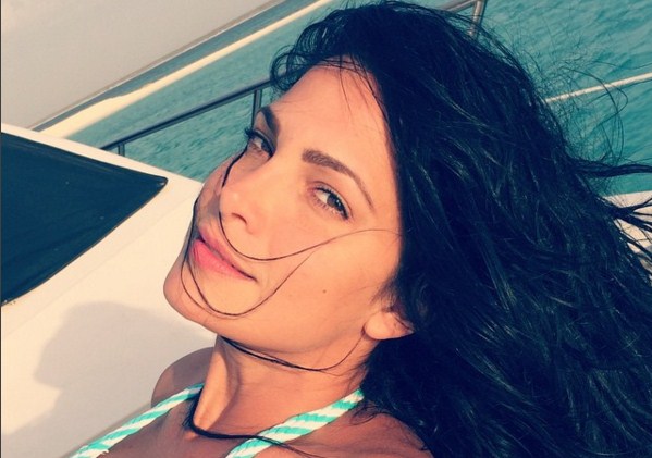 Jessika Grau tiene un nuevo amor de muerte… ¿Suspendida? (Video + Fotos)