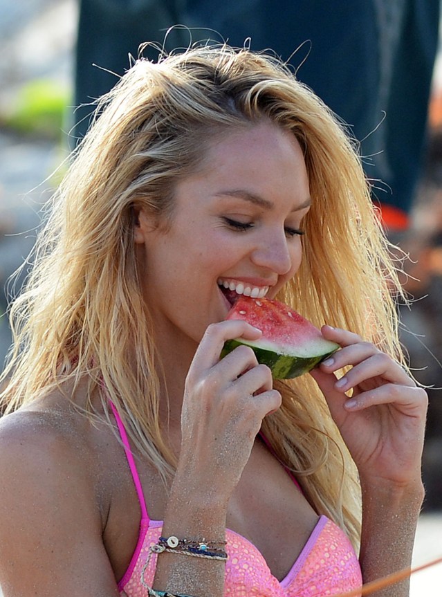 Candice-Swanepoel-lapatilla (1)