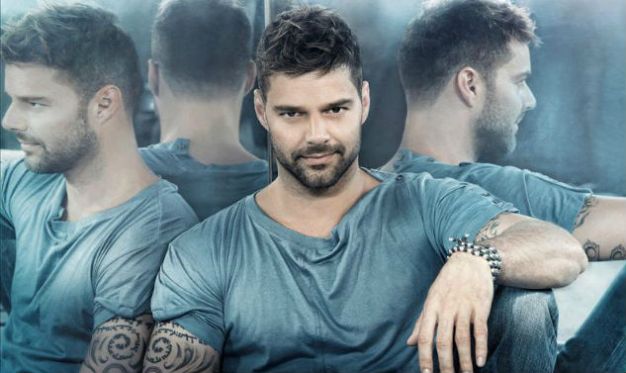 Ricky-Martin-espejos