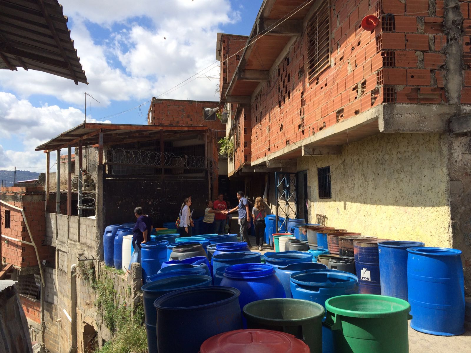 Andrés Schloeter exige a Hidrocapital soluciones inmediatas para a problemáticas del agua