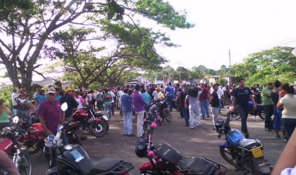 Continúan las manifestaciones en Tumeremo tras presunta masacre de 28 mineros