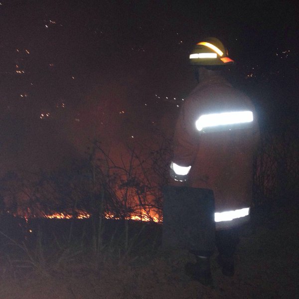 Al menos cinco incendios se reportaron en la noche de este lunes #21Mar