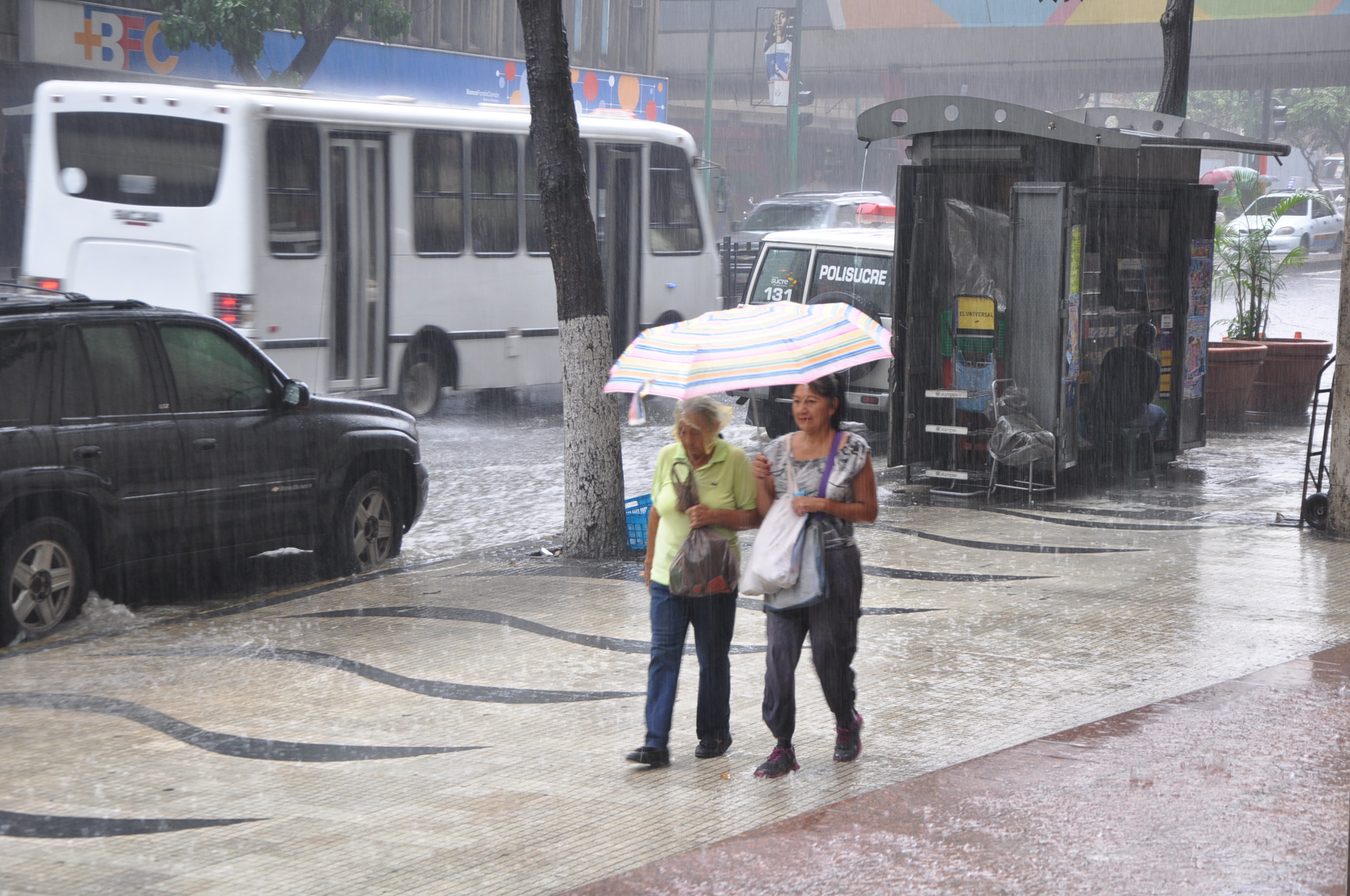 Inameh prevé abundante nubosidad y precipitaciones para este miércoles