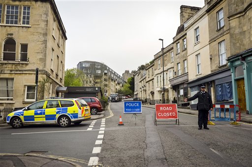 Hallan explosivo sin detonar de la Segunda Guerra Mundial en escuela británica