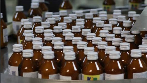 Ajustarán precio a 2.000 medicamentos esenciales