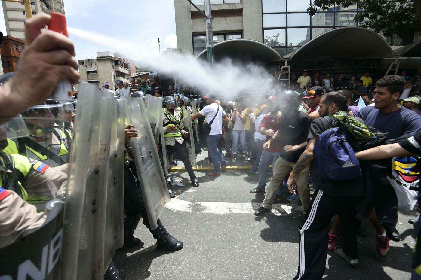 Foro por la Vida: Estado de excepción rompe orden constitucional y criminaliza libertades democráticas