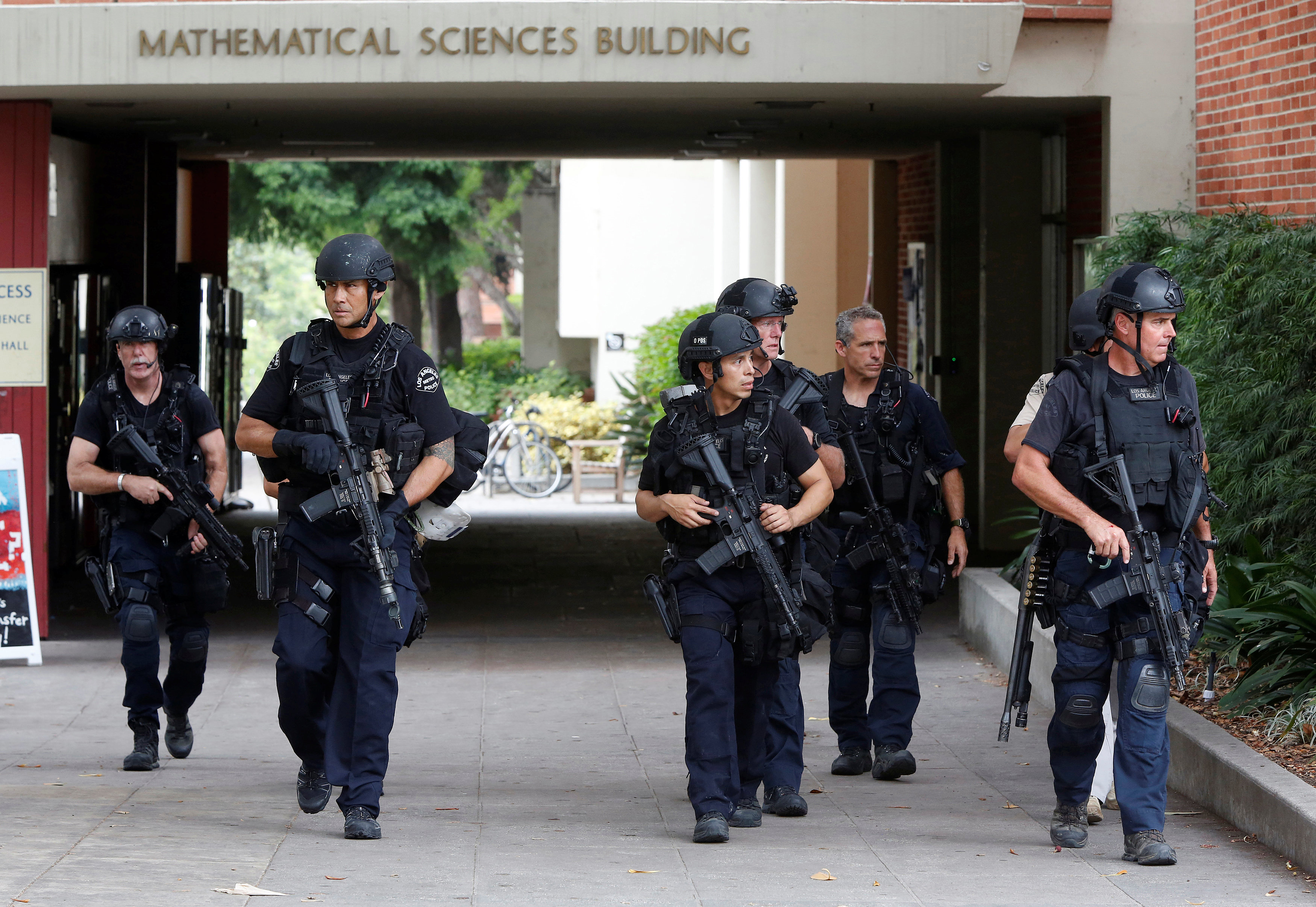 Autor de tiroteo en universidad de EEUU se suicidó tras matar a una persona