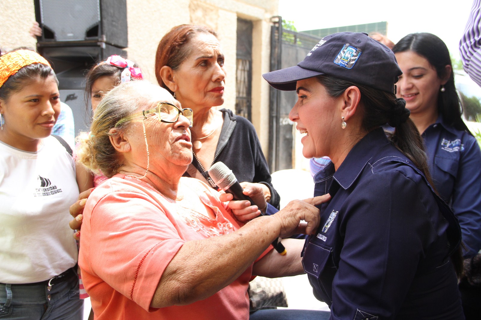 Eveling de Rosales: Es inhumano que el Poder Judicial bloquee la entrada de alimentos y medicinas