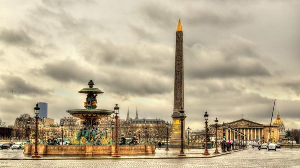 La place de la Concorde además de bella esta emplazada en un lugar estratégico de la ciudad parisina (shutterstock)