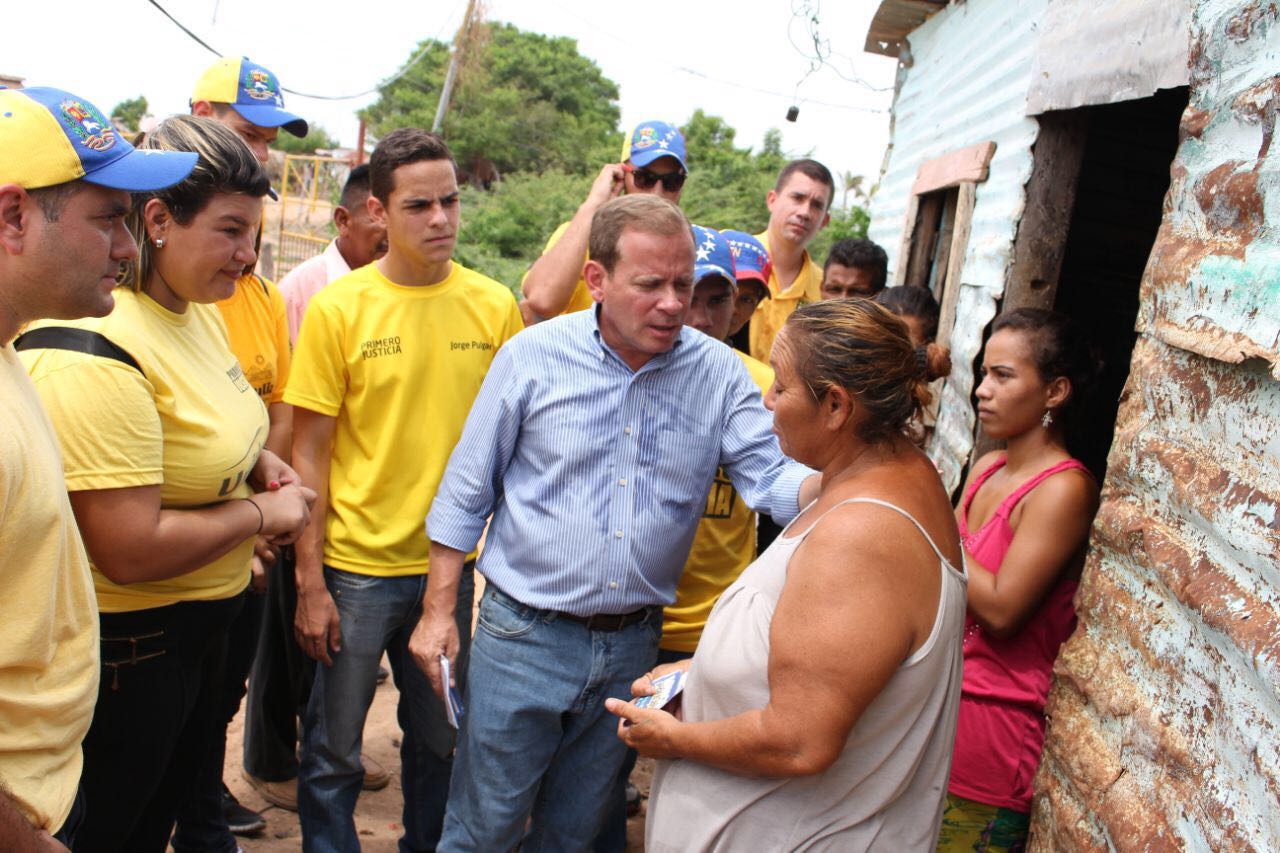 Guanipa: Venezolanos quieren constituir el 20% para el revocatorio