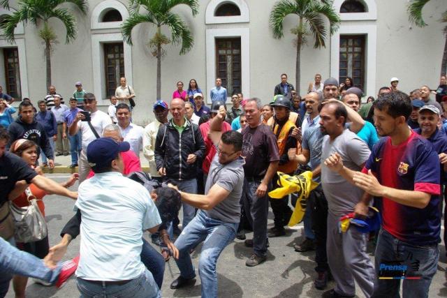 chavistas-losteques1