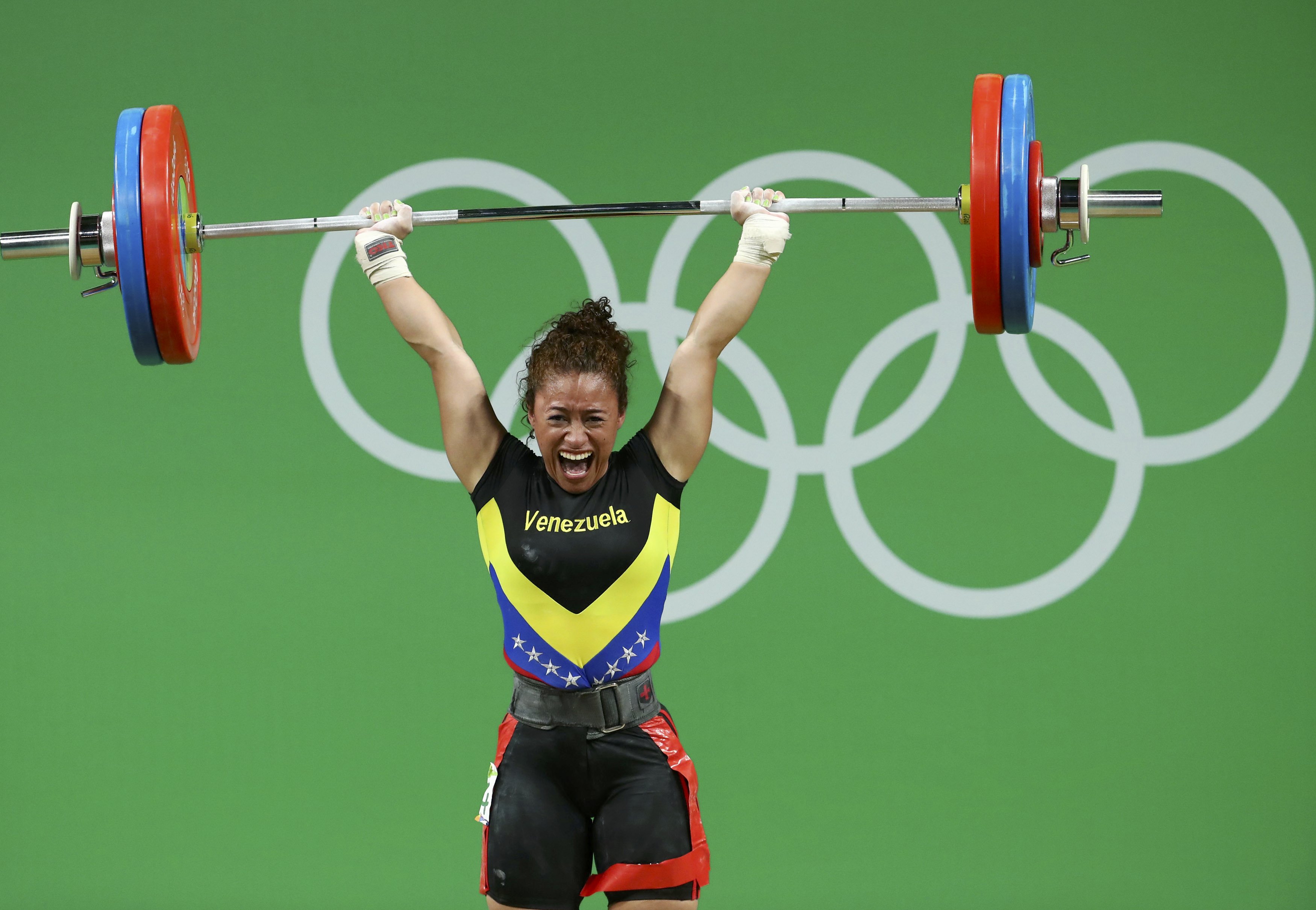 Yusleidy Figueroa culminó novena en los 58 kg del levantamiento de pesas #Rio2016