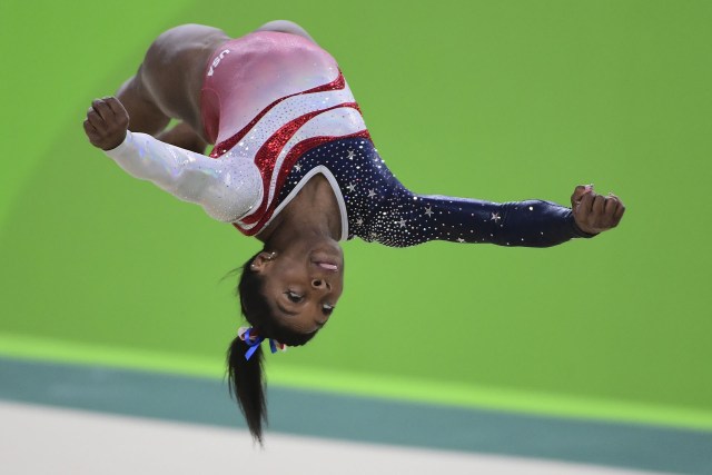 SimoneBiles (1)