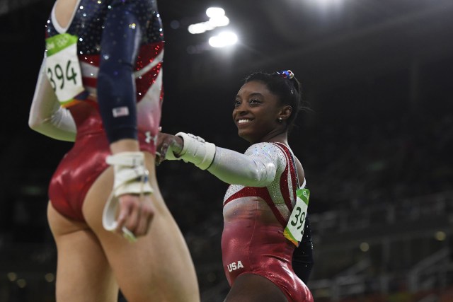 SimoneBiles (2)