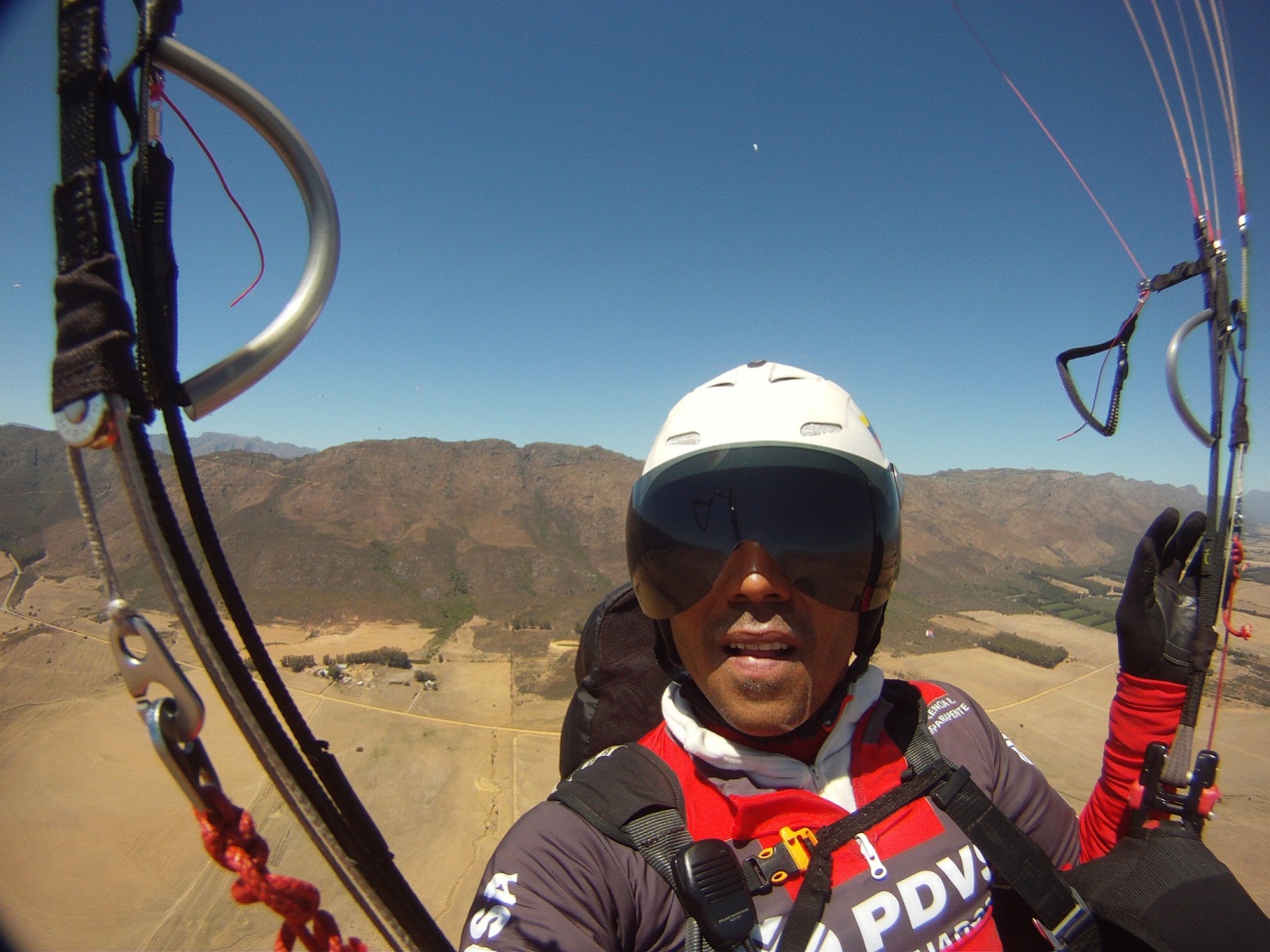 Ally Palencia conquistó podio en Open Internacional de Parapente