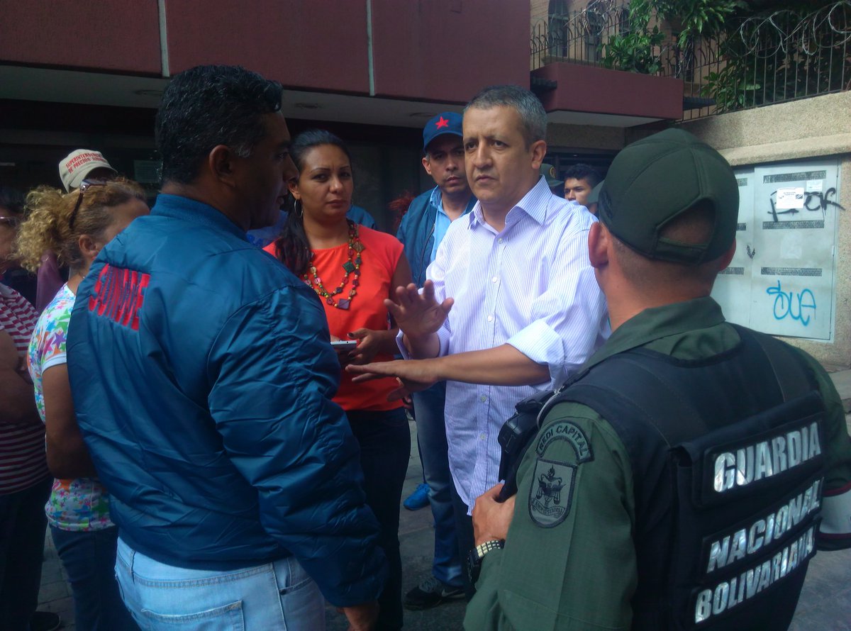 Sundde fiscalizó la cadena de supermercados Unicasa (Fotos)