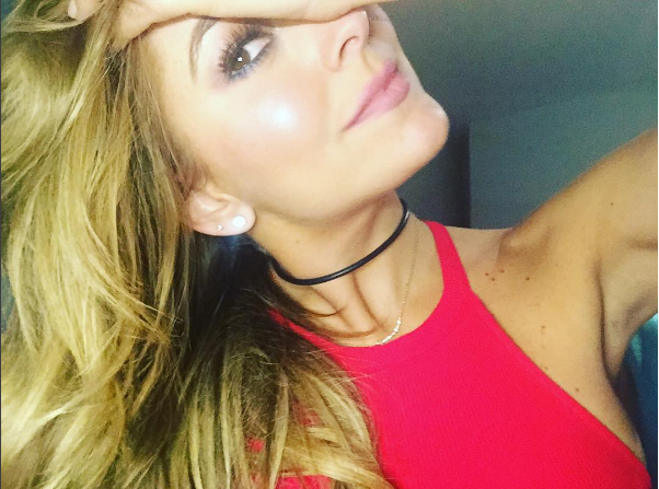 Marjorie de Sousa demuestra su sabor latino con sensual baile a sus 5 meses de embarazo