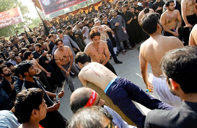 ASHURA-PAKISTAN1