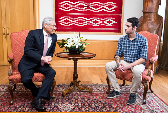 Foto: El Canciller de Chile, Heraldo Muñoz junto al venezolano Carlos Diaz  / minrel.gob.cl