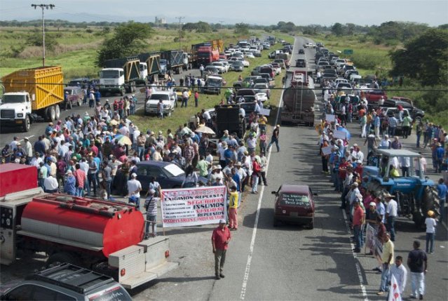 Agricultores protesta10