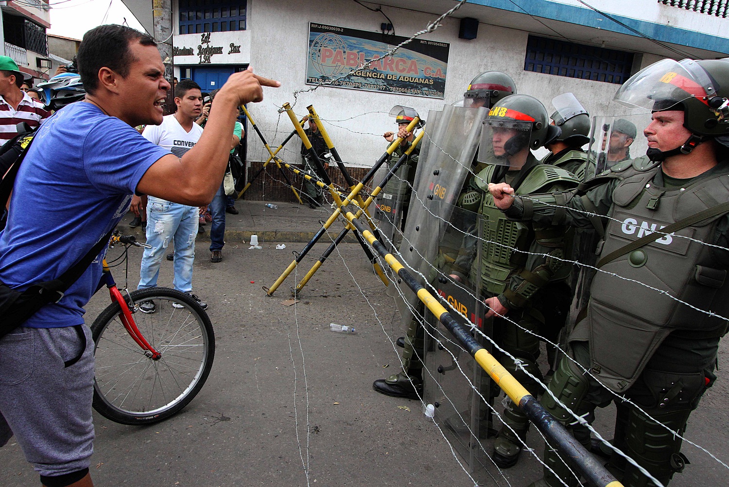 La grave crisis y la polarización política marcaron a Venezuela