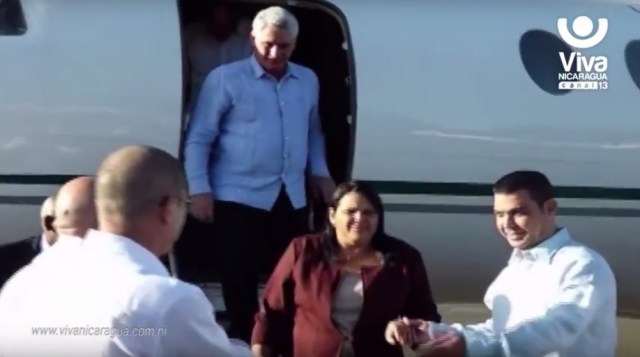 El costo del vuelo de un Falcon 50 entre La Habana y Managua ida y vuelta es de 18.000 dólares