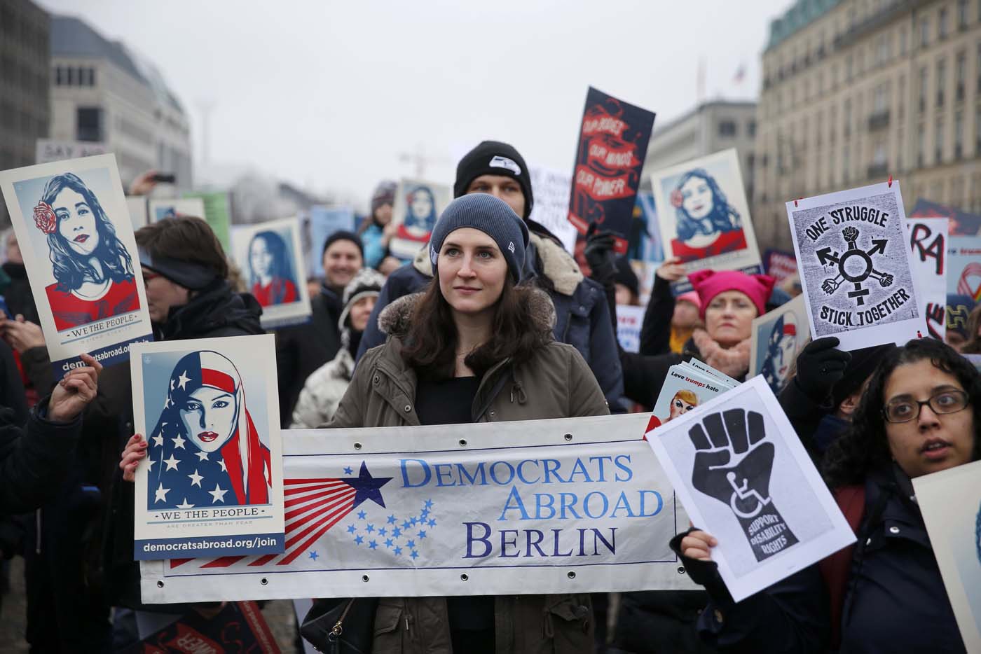 Decenas de miles de personas se manifiestan en todo el mundo contra Donald Trump (fotos)