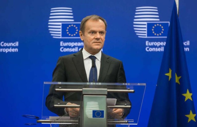 Presidente del Consejo Europeo, Donald Tusk: pintor de chimeneas En sus primeros años, el presidente el Consejo Europeo se dedicaba a pintar las chimeneas. Esto era a pesar de su amor por la política, el cual se desarrolló después de ver como la 'riot police' quemaba a unos manifestantes en la calle.