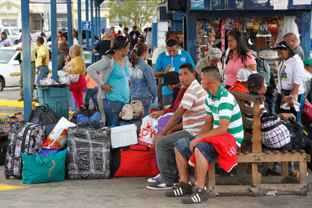 OPERATIVO-CARNAVAL-EN-LA-TERMINAL-1