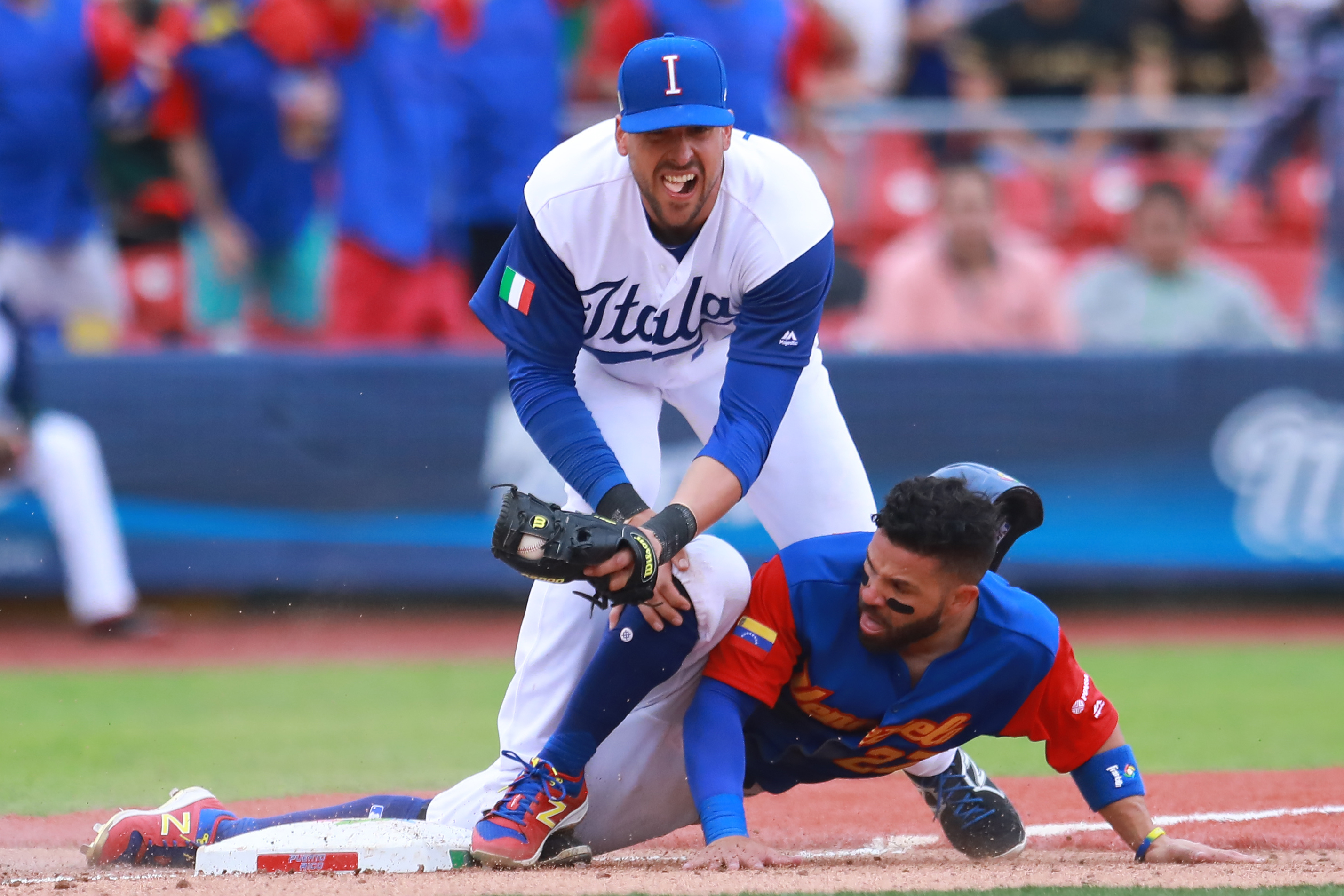 Venezuela venció a Italia en vibrante encuentro del Clásico Mundial de Béisbol