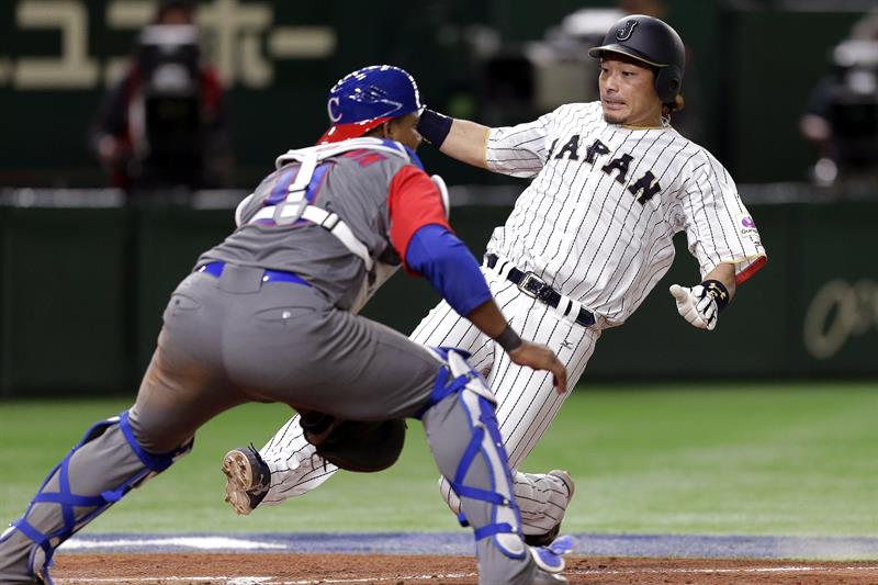 Japón vence a Cuba y pone un pie en las semifinales