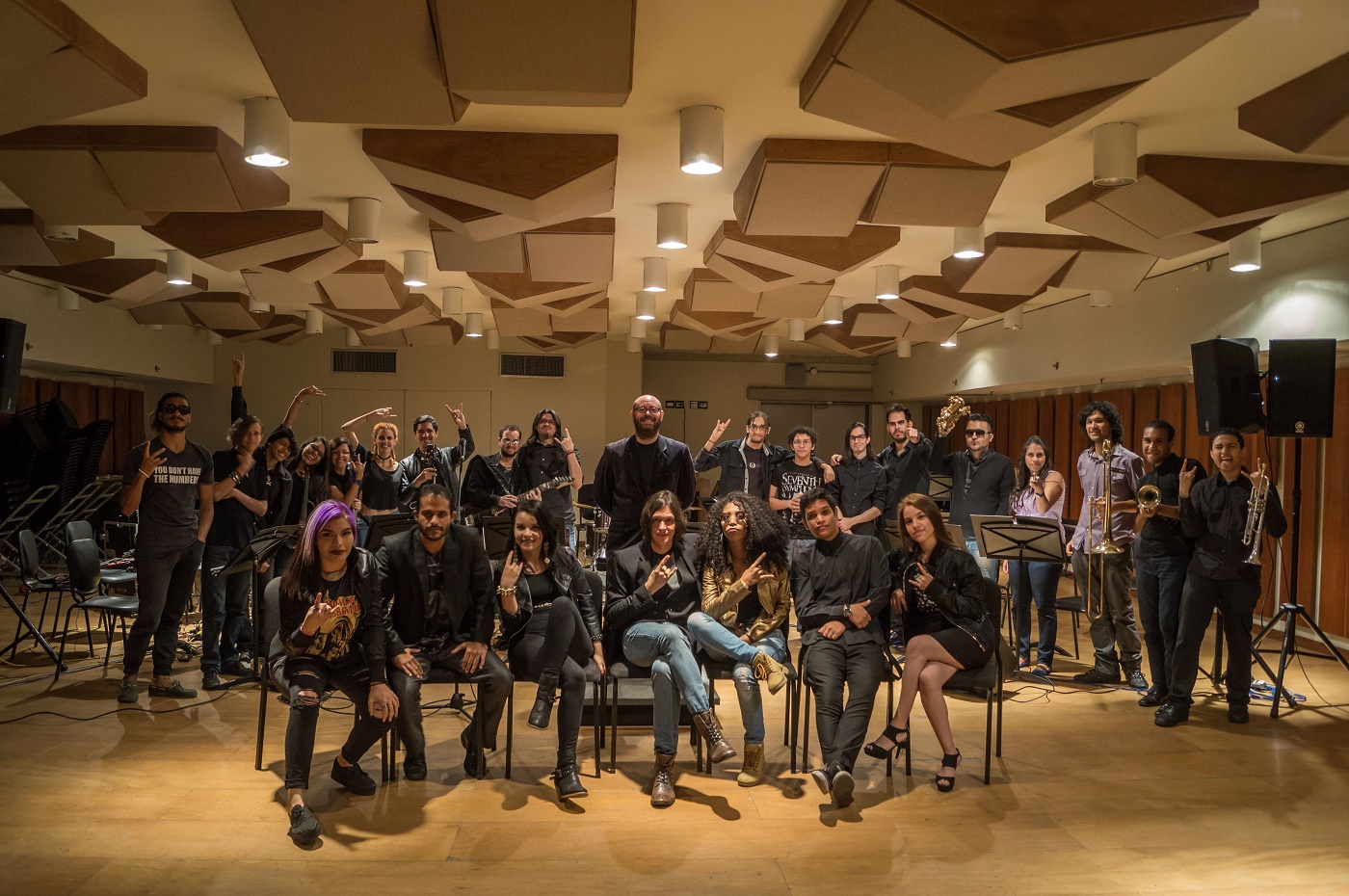 Orquesta de Rock Sinfónico Simón Bolívar presenta Tributo a Queen en la Ríos Reyna