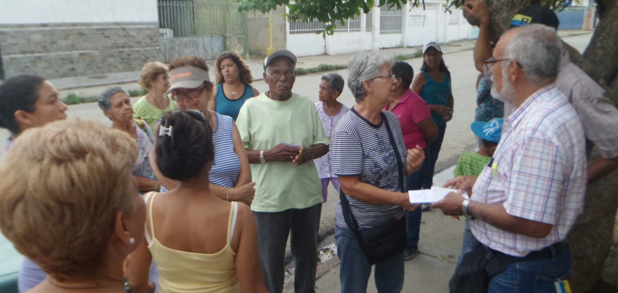 Sin agua potable, pero con mares de aguas servidas viven vecinos de La Segundera en Cagua