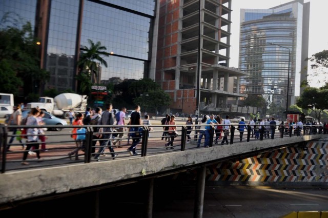 caracas caos sin metro transporte