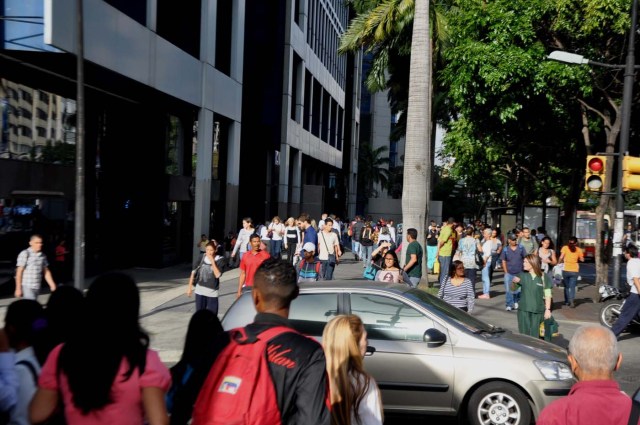 caracas caos sin metro transporte