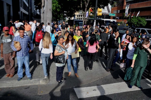 caracas caos sin metro transporte