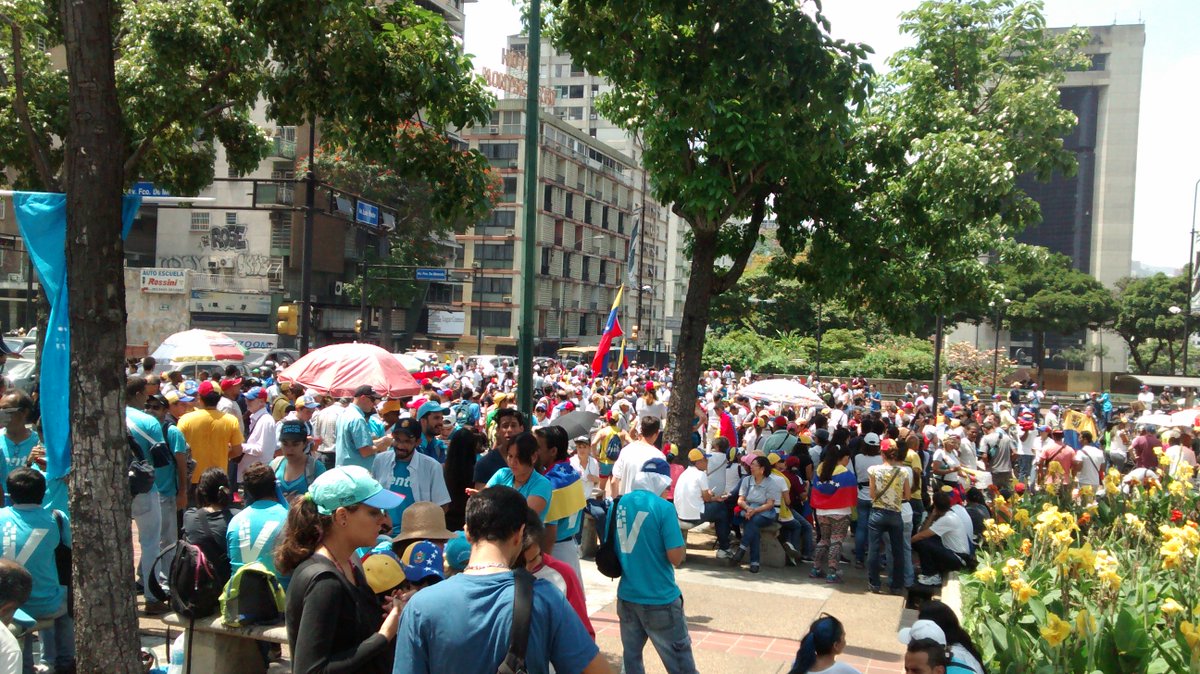 Así se encuentra Altamira a las 11:30 de mañana de este #26A (Fotos)