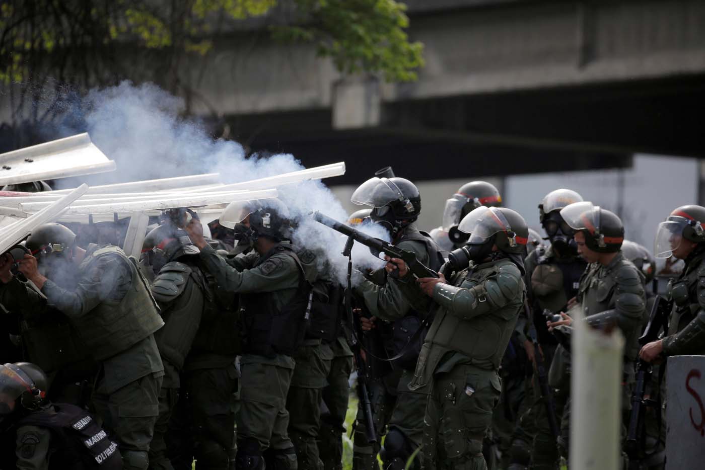 Universidades públicas decretan tres días de duelo por asesinato de estudiantes en protestas