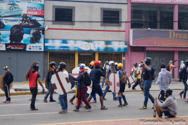 GN efectuó fuerte represión en Caracas este 3 de mayo. Foto: LaPatilla.com / Gabriela Gómez