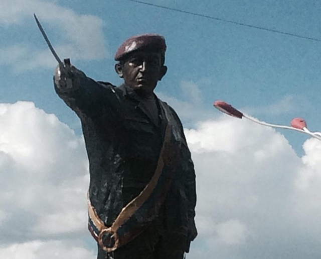 Siguen cayendo… Así quedó otra “Chastatua” derribada en Anzoátegui #13May (Fotos)