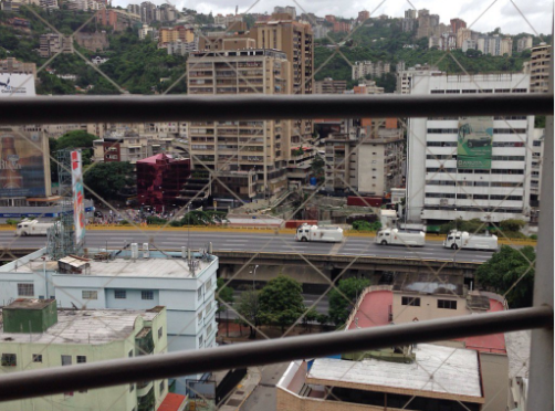 Así espera la GNB a manifestantes en la Fajardo a la altura de Bello Monte #24May